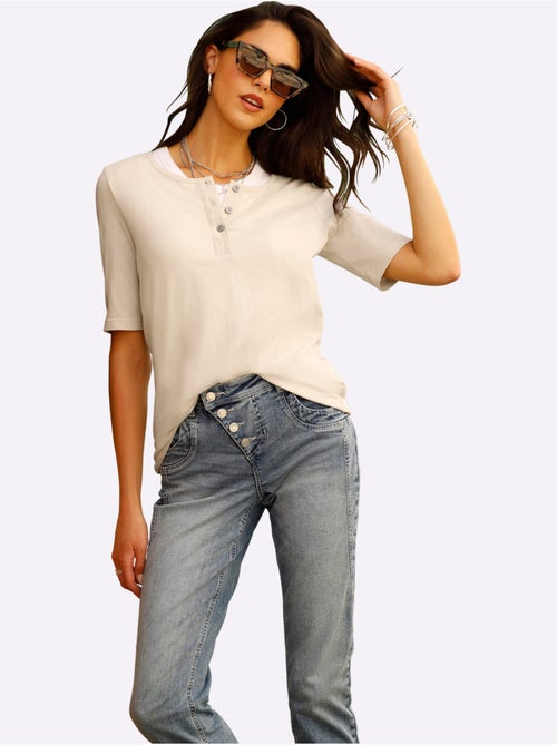 T-shirt Qualité Coton - Taille Standard - Helline - Kiabi T-shirt Qualité Coton - Taille Standard - Helline - Kiabi