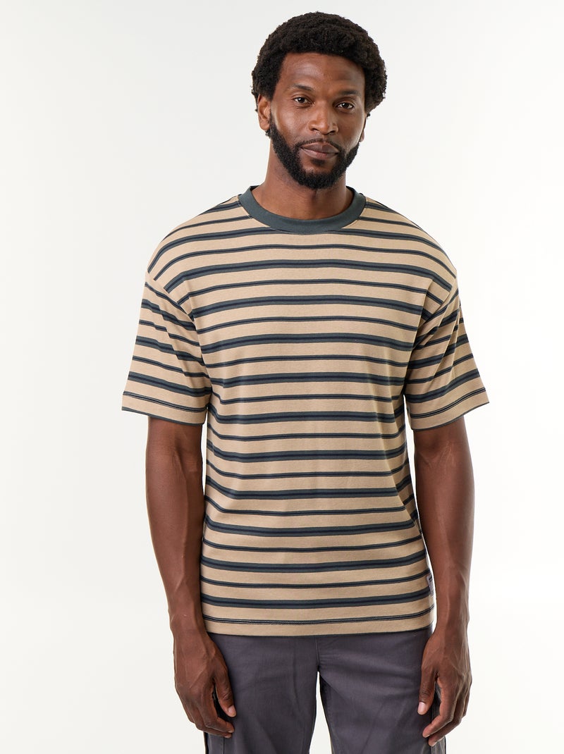 T-shirt rayé à manches courtes Beige - Kiabi