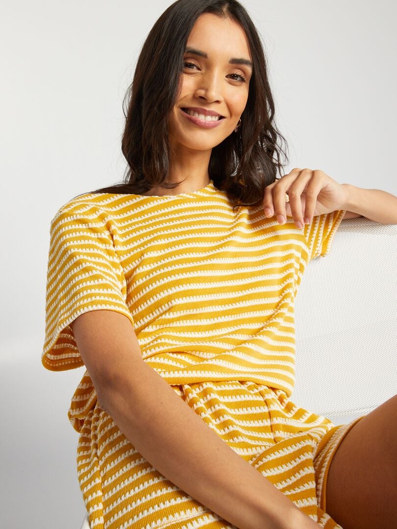 Tshirt rayé en crochet Jaune Kiabi 10.00€