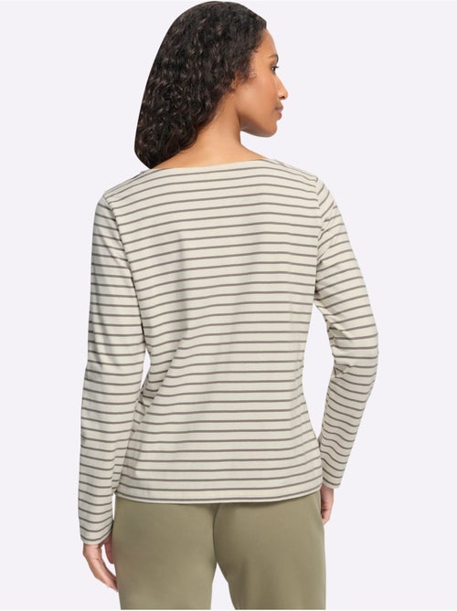 T-shirt rayé qualité coton doux sur la peau - taille standard - helline - Kiabi T-shirt rayé qualité coton doux sur la peau - taille standard - helline - Kiabi