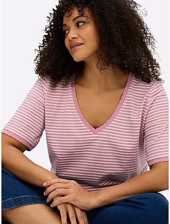 T-shirt Rayé Séduisant Motif à Rayures - Taille Standard - Sheego