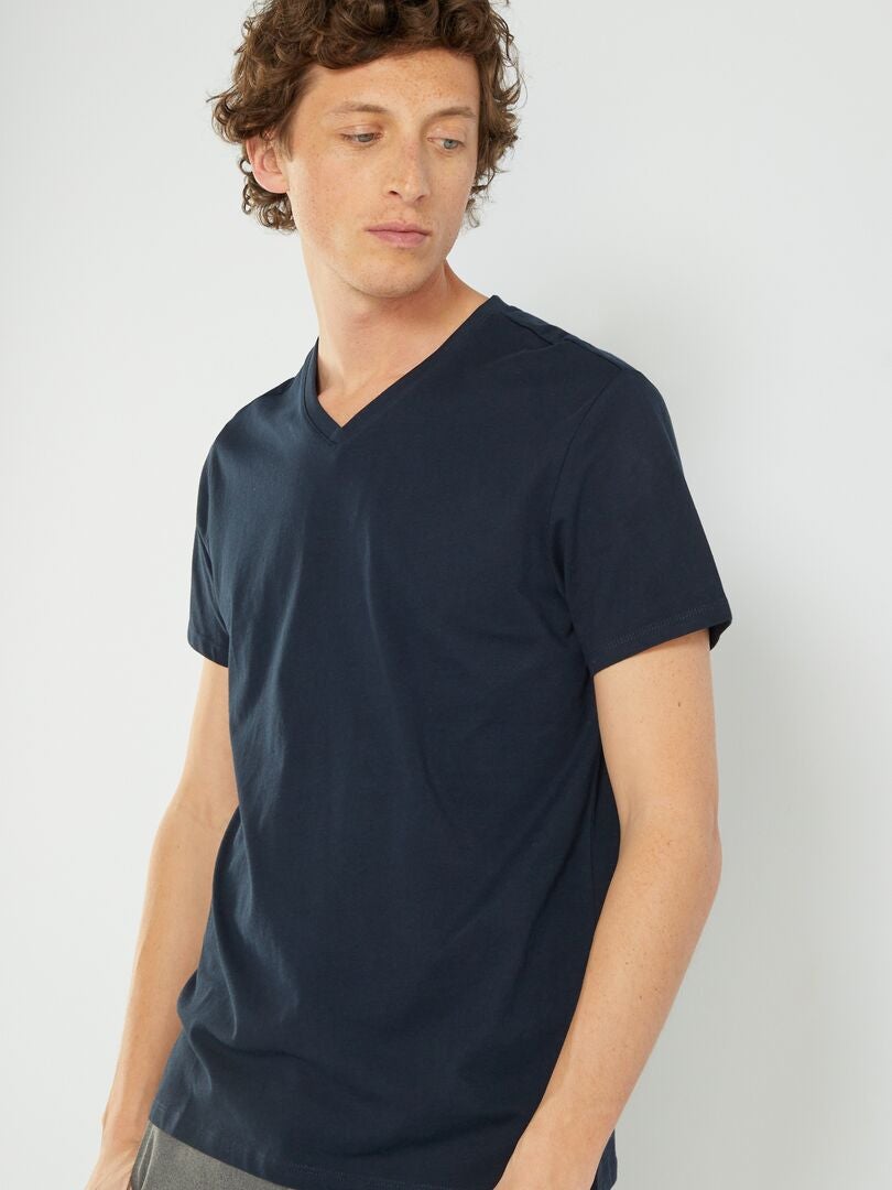 T-shirt regular col V en coton Bleu marine - Kiabi