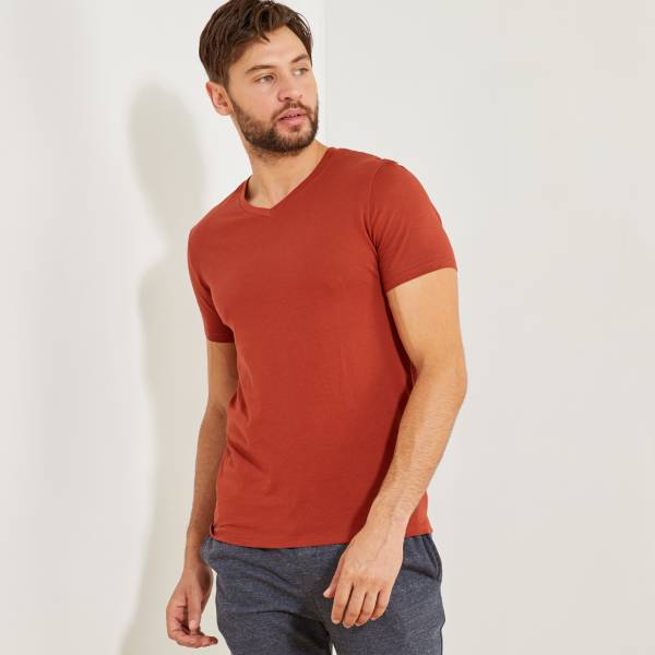 t shirt col v rouge homme