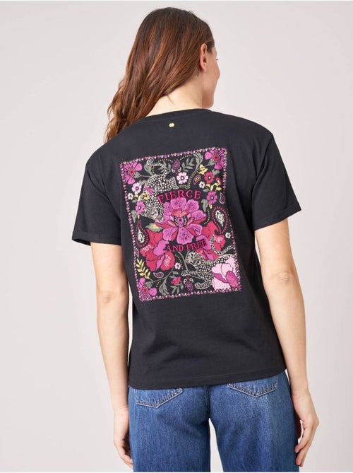 T-shirt regular femme en 100% coton imprimé graphique "fierce and free" 'deeluxe' - Kiabi T-shirt regular femme en 100% coton imprimé graphique "fierce and free" 'deeluxe' - Kiabi