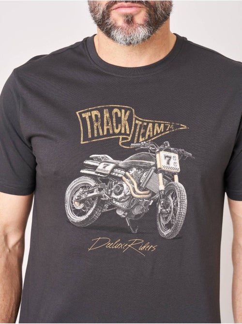 T-shirt regular homme en 100% coton imprimé moto 'Deeluxe' - Kiabi T-shirt regular homme en 100% coton imprimé moto 'Deeluxe' - Kiabi