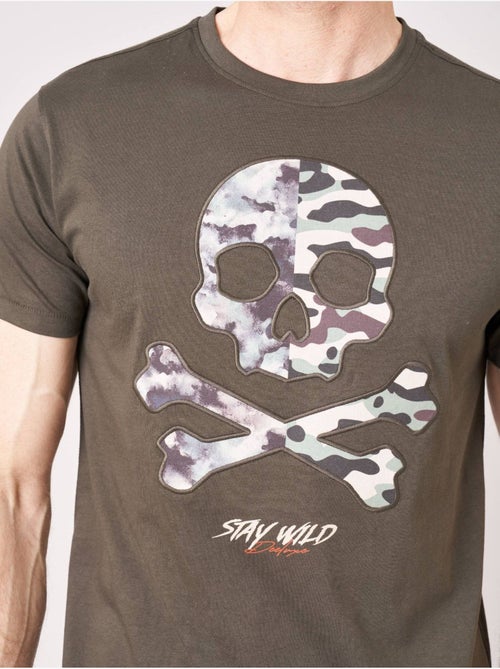 T-shirt regular homme en 100% coton jersey imprimé crâne camouflage 'deeluxe' - Kiabi T-shirt regular homme en 100% coton jersey imprimé crâne camouflage 'deeluxe' - Kiabi