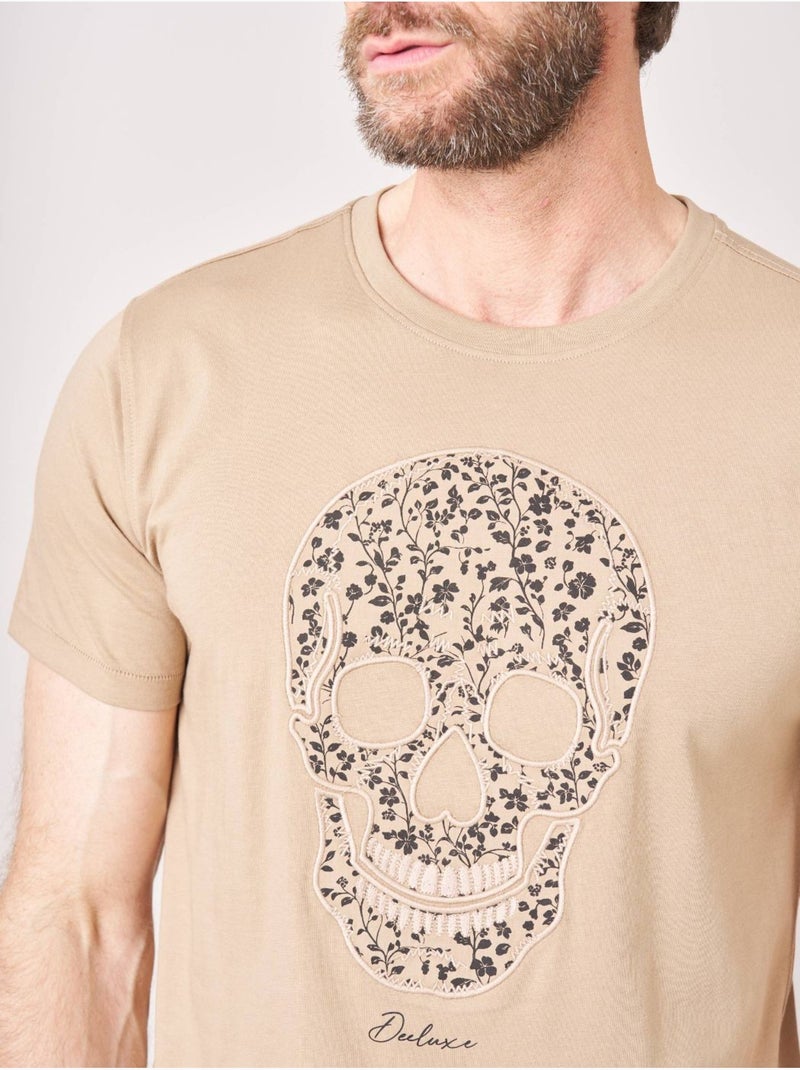 T-shirt regular homme en 100% coton jersey imprimé tête de mort à motif floral 'Deeluxe' Beige sable - Kiabi