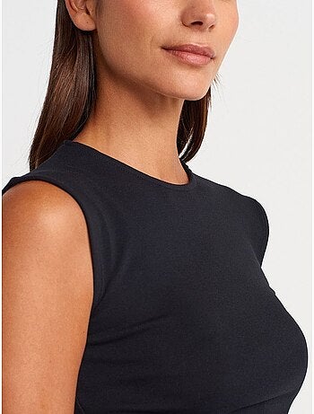 T-shirt sans manches côtelé à col rond et coupe ajustée