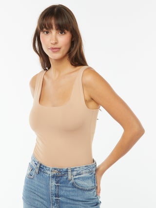 T-shirt stretch à col carré