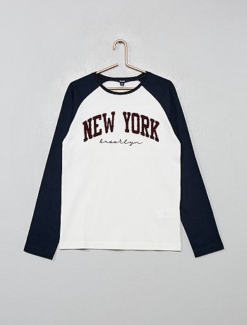 T-shirt style campus