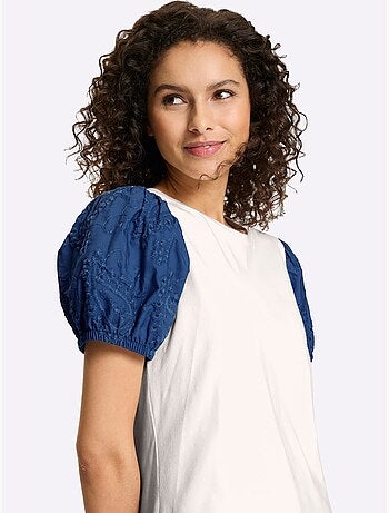 T-shirt Superbe Broderie De Madère - Taille Standard - Helline