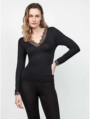 T-shirt thermique légère à col en v avec dentelle au col et poignets