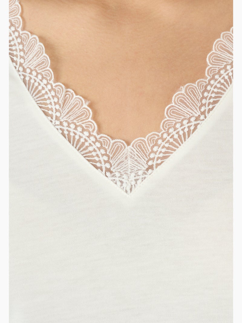 T-shirt Thermol'love dentelle - Damart Blanc - Kiabi