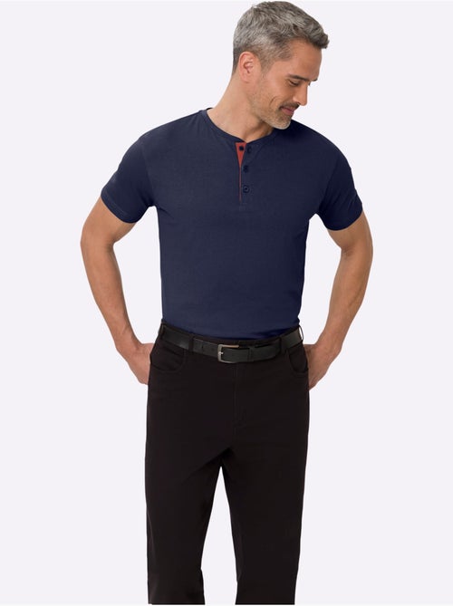T-shirt tunisien à Encolure Ronde Patte De Boutonnage Courte - Taille Standard - Moda Vilona - Kiabi T-shirt tunisien à Encolure Ronde Patte De Boutonnage Courte - Taille Standard - Moda Vilona - Kiabi