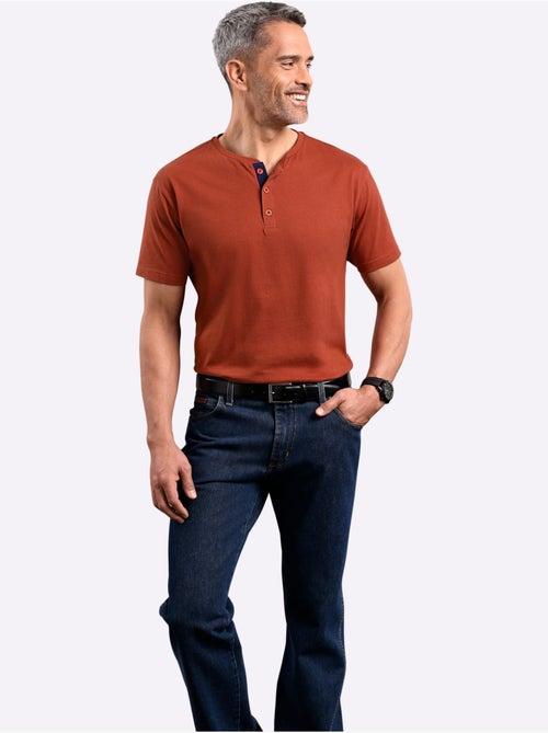 T-shirt tunisien à Encolure Ronde Patte De Boutonnage Courte - Taille Standard - Moda Vilona - Kiabi T-shirt tunisien à Encolure Ronde Patte De Boutonnage Courte - Taille Standard - Moda Vilona - Kiabi