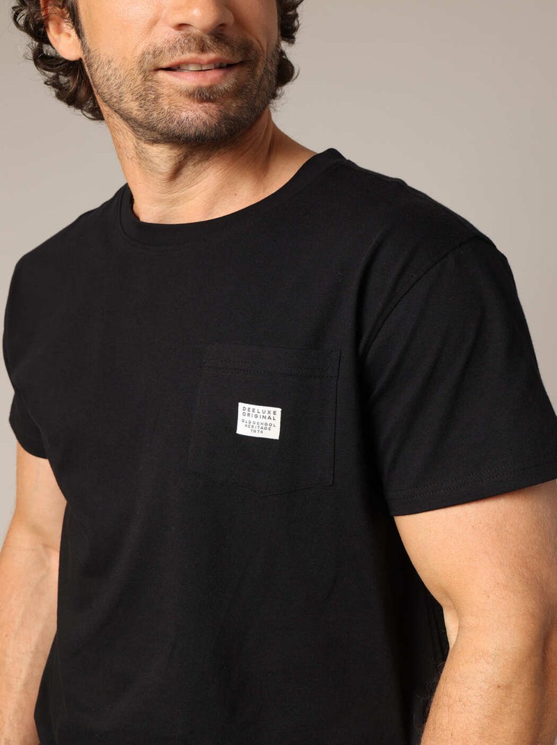 T-shirt uni 100% coton avec poche poitrine
 'Deeluxe' Noir - Kiabi