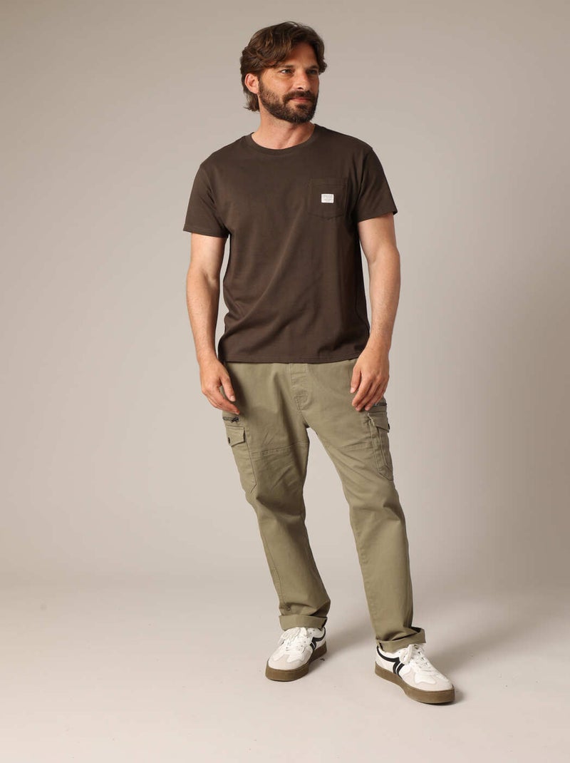 T-shirt uni 100% coton avec poche poitrine
 'Deeluxe' Vert foncé - Kiabi