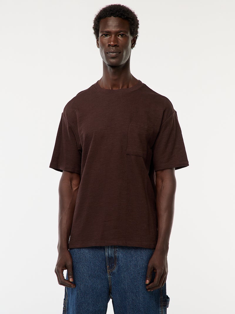 T-shirt uni à manches courtes avec poche poitrine Marron - Kiabi