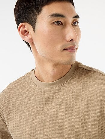 T-shirt uni à manches courtes en maille fantaisie