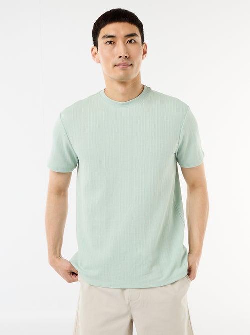 T-shirt uni à manches courtes en maille fantaisie - Kiabi