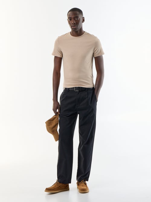 T-shirt uni en coton à col rond pour homme - Kiabi T-shirt uni en coton à col rond pour homme - Kiabi