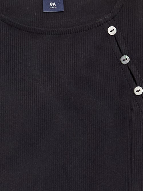 T-shirt uni en maille côtelée avec épaule boutonnée - Kiabi