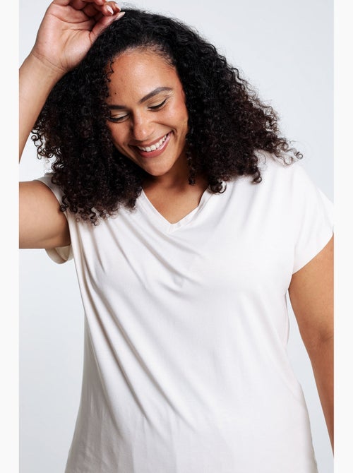 T-shirt uni en viscose PAPRIKA - Kiabi T-shirt uni en viscose PAPRIKA - Kiabi