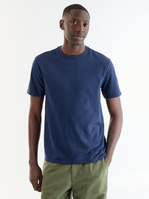T-shirt uni pour homme à col rond - Kiabi T-shirt uni pour homme à col rond - Kiabi