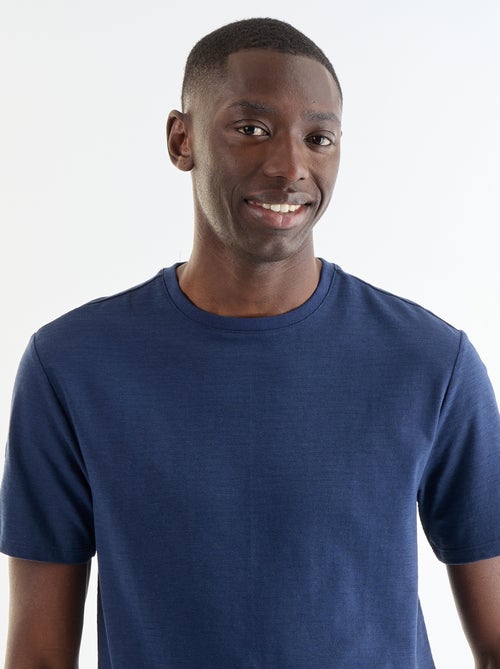 T-shirt uni pour homme à col rond - Kiabi T-shirt uni pour homme à col rond - Kiabi