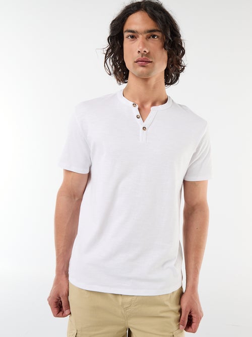T-shirt uni pour homme à col tunisien - Kiabi T-shirt uni pour homme à col tunisien - Kiabi