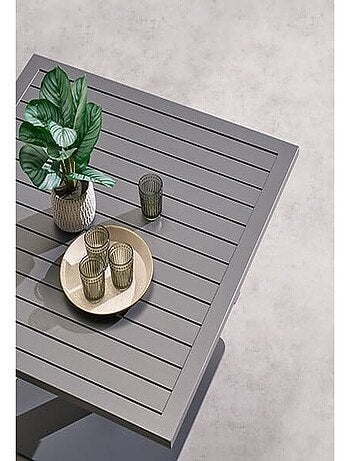 Table de jardin relevable carrée en aluminium SALIMIA