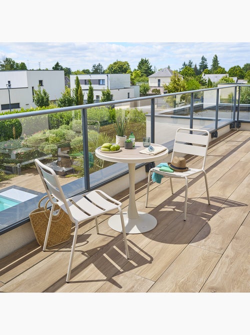 Table de jardin ronde 2 places en acier effet bois ovialon - Kiabi Table de jardin ronde 2 places en acier effet bois ovialon - Kiabi