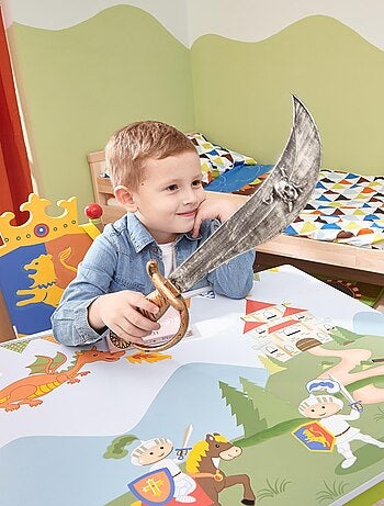 Table pour chambre enfant ou bébé garçon en bois Knights & Dragons