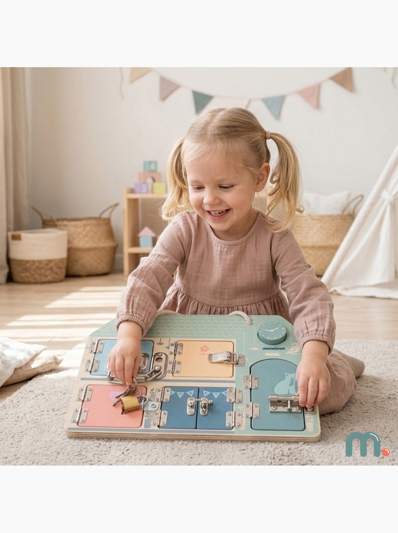 Tableau busy board bois maison 30x22cm 5 serrures cadenas horloge mamabrum N/A - Kiabi