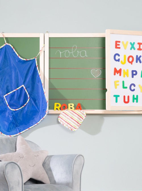 Tableau triptyque 3 faces craie et 2 magnétiques pour enfant avec accessoires 'Roba' - Kiabi