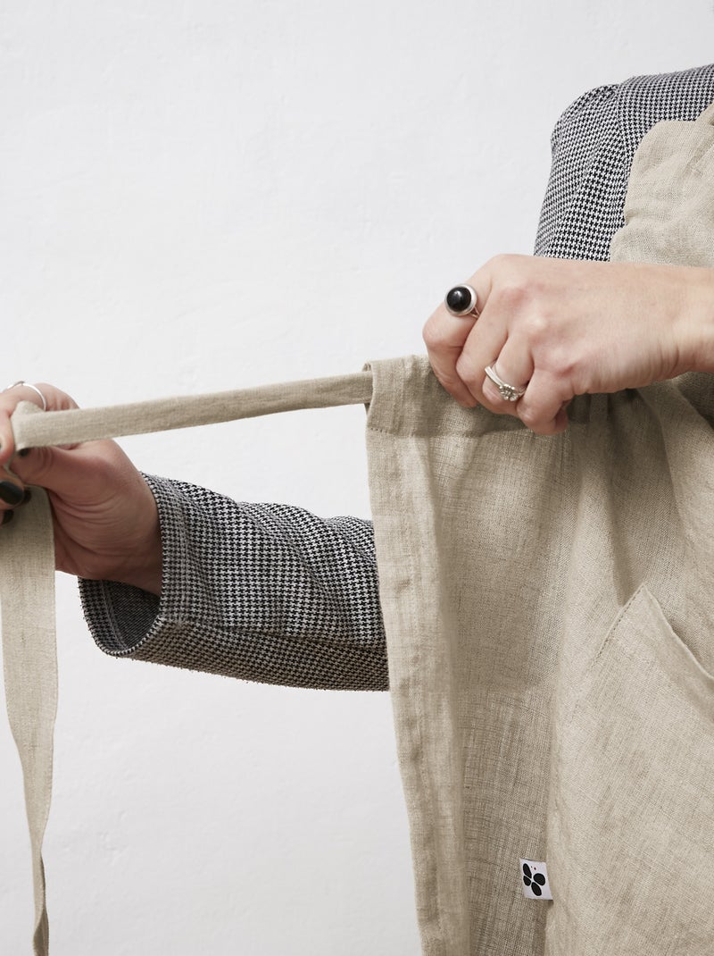 Tablier ajustable en lin lavé SOLINE  Élégance et praticité en cuisine Beige - Kiabi