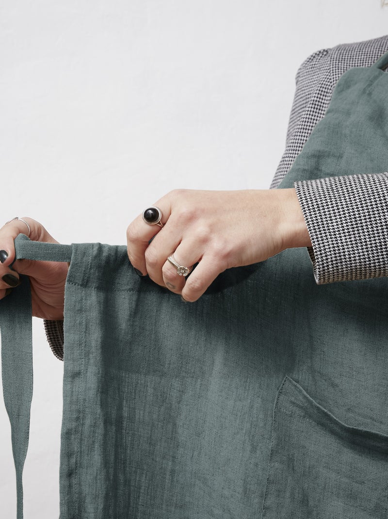 Tablier ajustable en lin lavé SOLINE  Élégance et praticité en cuisine Gris foncé - Kiabi