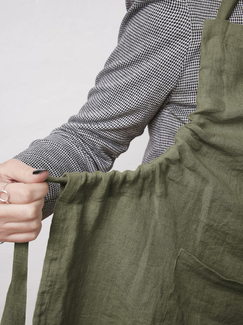 Tablier ajustable en lin lavé SOLINE  Élégance et praticité en cuisine Vert - Kiabi