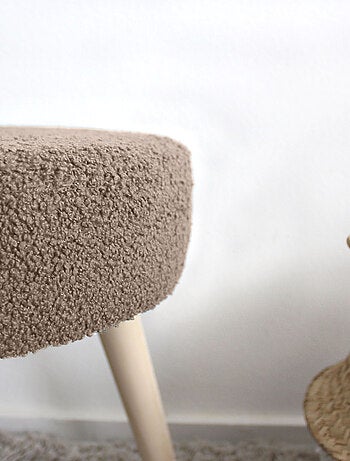 Tabouret rond en bouclettes
