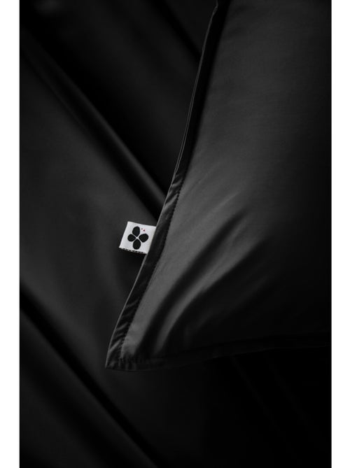 Taie de Traversin – Satin de Bambou – Ultra douce - Salomé - Kiabi Taie de Traversin – Satin de Bambou – Ultra douce - Salomé - Kiabi