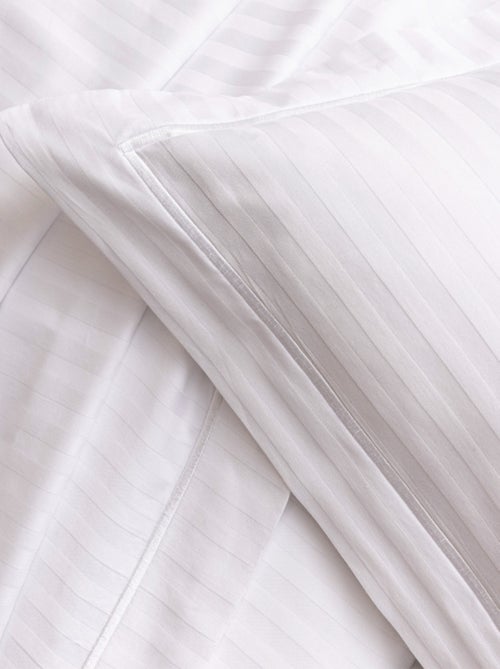 Taie d'oreiller - Coton Pur - 100% Satin de coton Peigné" / 120 fils/cm² - Kiabi