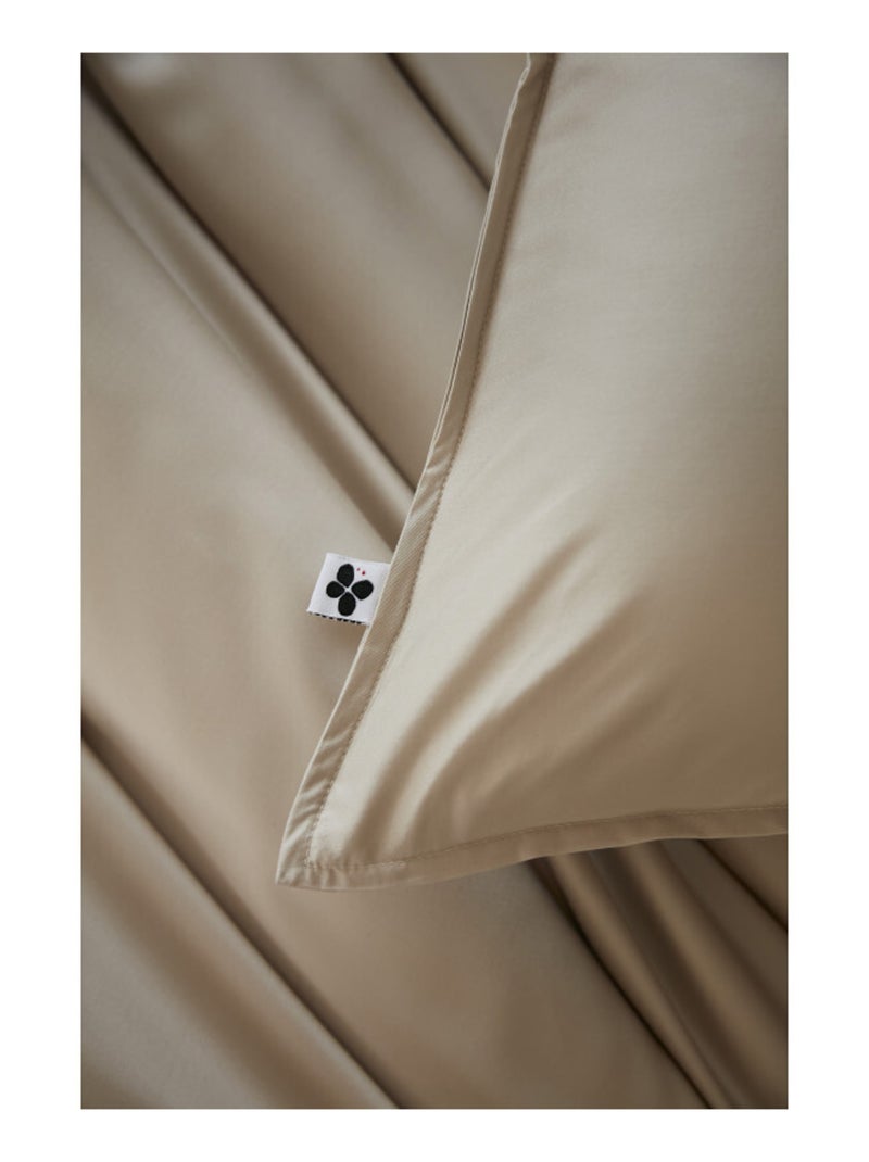 Taie d'oreiller - L'effet papillon - 100% Viscose de bambou 120 fils/cm² Gris taupe - Kiabi