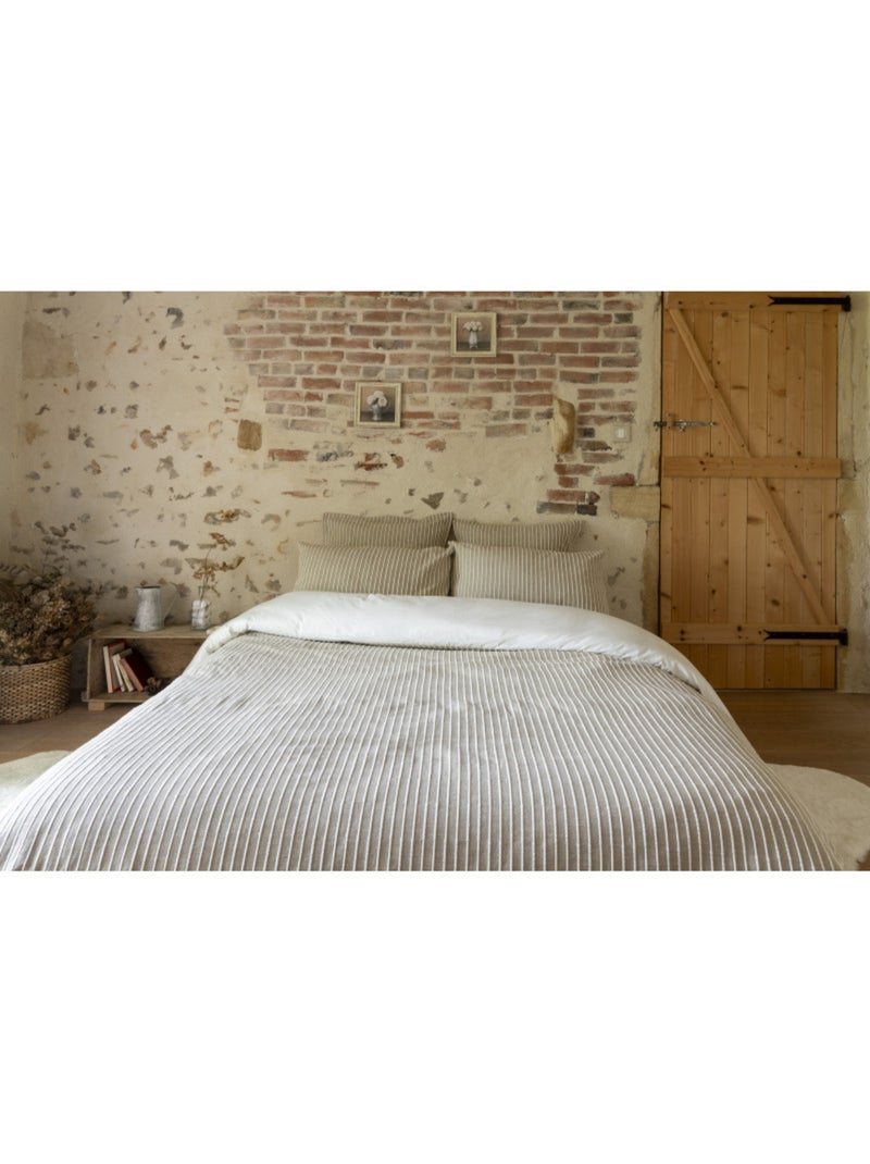 Taie d'oreiller - L'effet papillon - Face avant : 345 gr/m² - Face arrière : Percale 80 fils Gris taupe - Kiabi