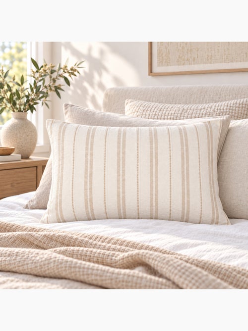 Taie d’oreiller 100% coton texturé tom - Kiabi Taie d’oreiller 100% coton texturé tom - Kiabi