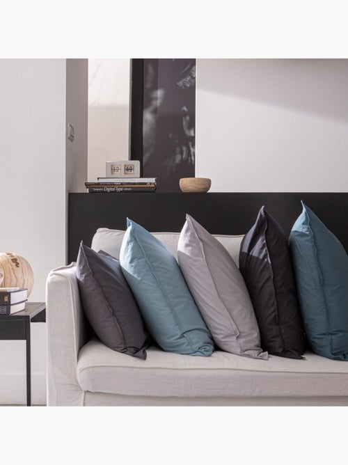 Taie d'oreiller 100% Percale de Coton Lavé 80 fils - Kiabi Taie d'oreiller 100% Percale de Coton Lavé 80 fils - Kiabi