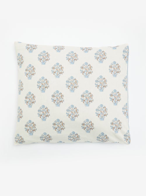 Taie d'oreiller imprimée 63x63 cm en coton - Kiabi Taie d'oreiller imprimée 63x63 cm en coton - Kiabi