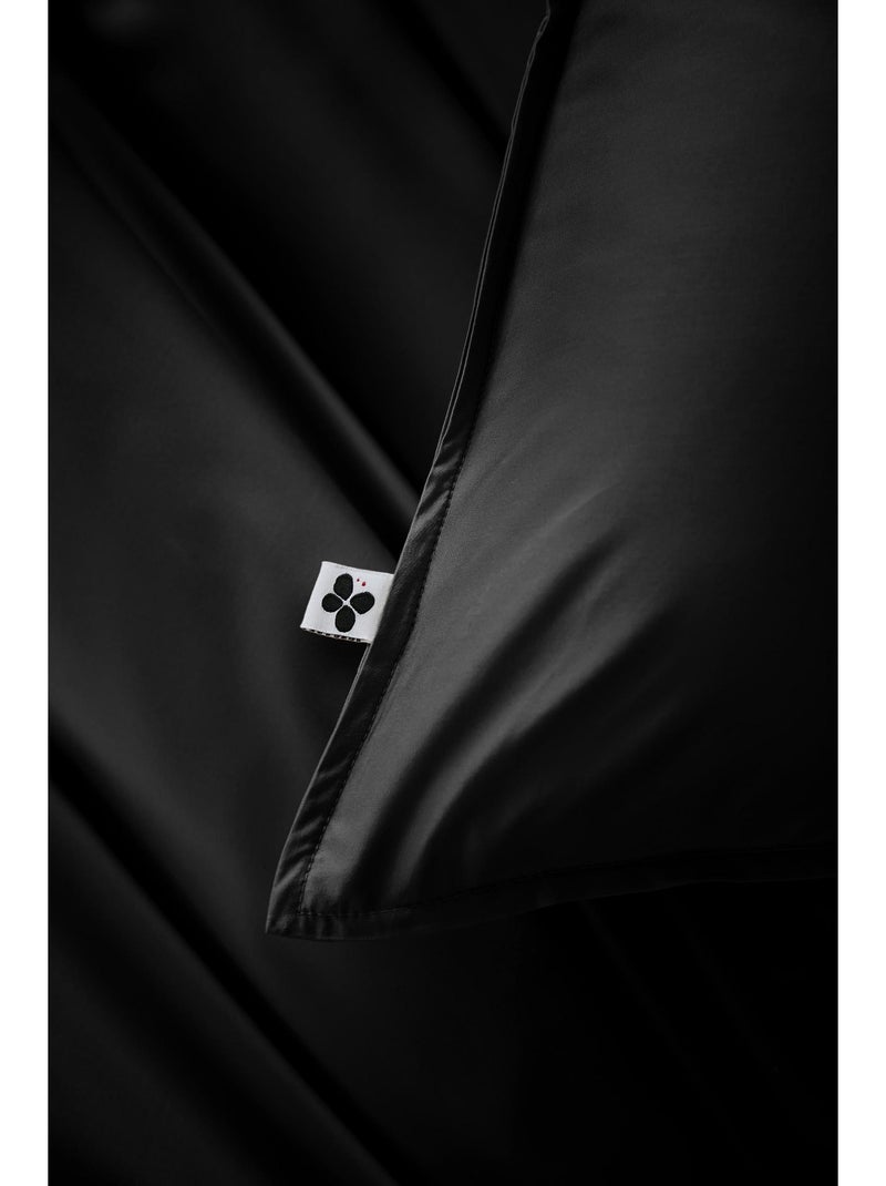 Taie d’Oreiller – Satin de Bambou – Ultra douce - Salomé Noir - Kiabi