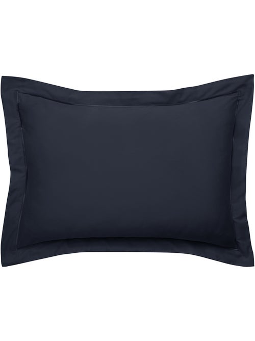Taie d'Oreiller – Satin de Coton 120 Fils/cm² – Hôtellerie Haut de Gamme - Kiabi Taie d'Oreiller – Satin de Coton 120 Fils/cm² – Hôtellerie Haut de Gamme - Kiabi