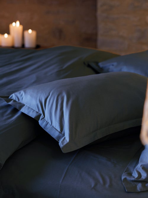 Taie d'oreiller uni percale de coton MANOIR - Kiabi Taie d'oreiller uni percale de coton MANOIR - Kiabi