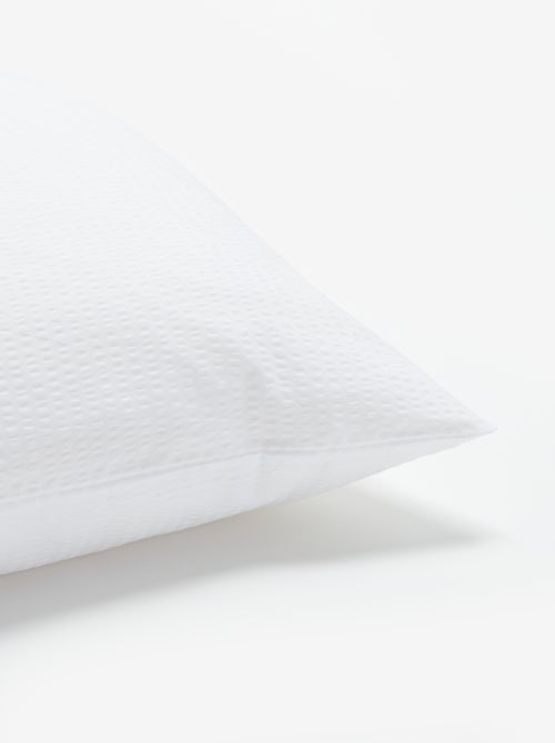 Taie d'oreiller unie - 50 x 70 cm - KIABI Home - Kiabi Taie d'oreiller unie - 50 x 70 cm - KIABI Home - Kiabi
